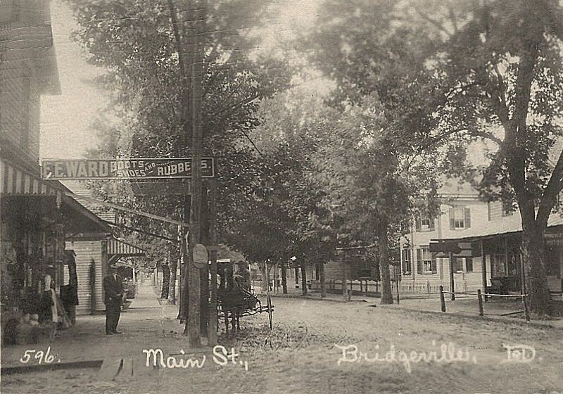 Main St(Mkt St.Looking west) E.E. Ward 5x7